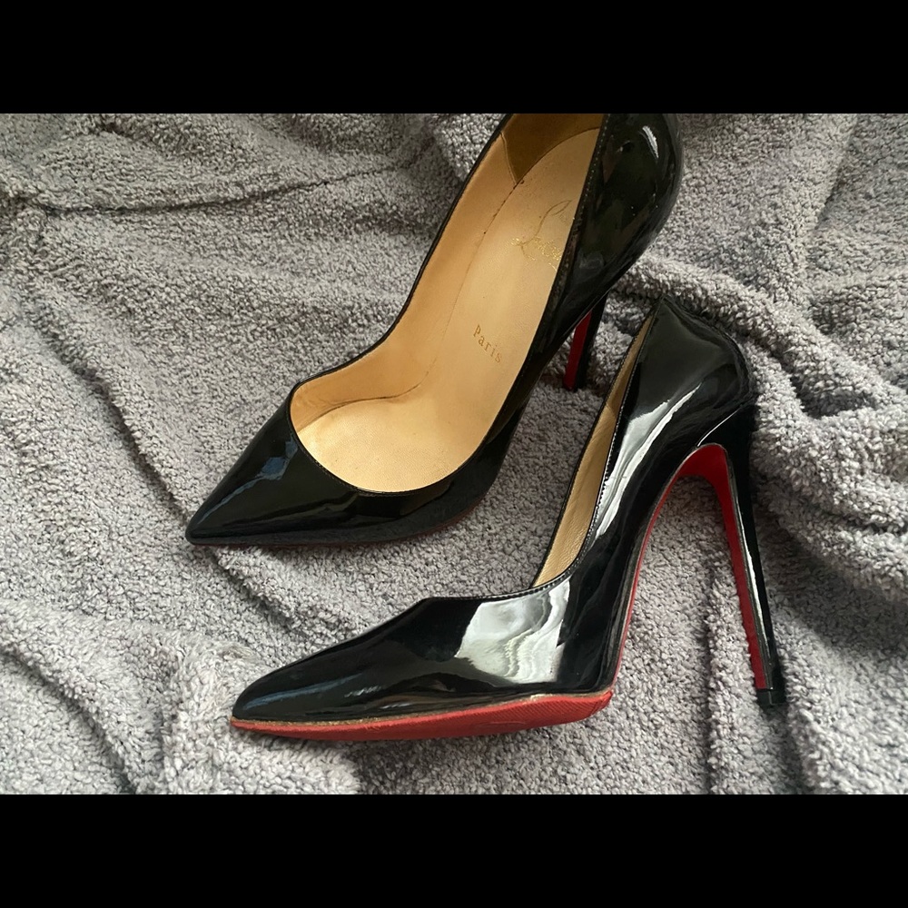 Christian Louboutin So Kate